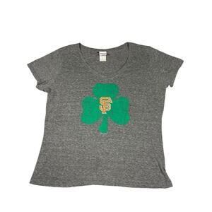 San Francisco Giants Shamrock T Shirt Women’s Grey St Patrick’s Day 5th & Ocean